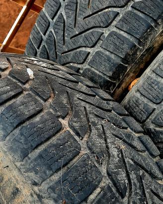 pneumatici invernali con cerchi per pick-up