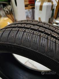 Pneumatico Vredenstein 4 stagioni 195/65 R16
