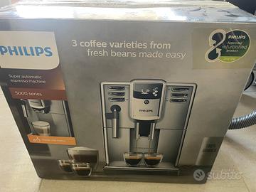 Macchina da caffè automatica Philips Serie 5000
