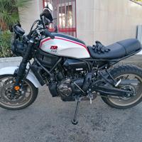 Yamaha XSR 700 - X TRIBUTE - 2024