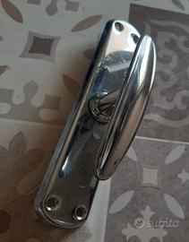 Maniglia porta/finestra