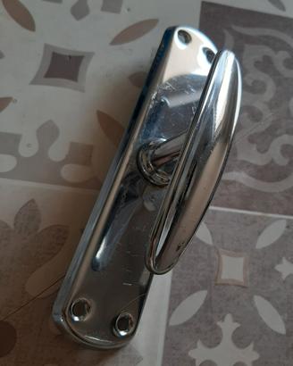 Maniglia porta/finestra