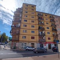 Appartamento via Plateja angolo viale Magna Grecia