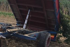 Rimorchio agricolo angelici