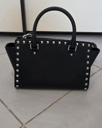 borsa Michael kors borchie  e tracolla