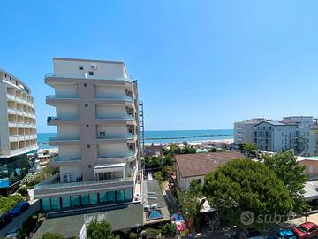Quadrilocale con splendida vista mare