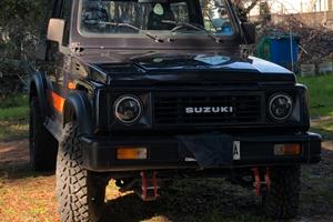 SUZUKI SAMURAI
