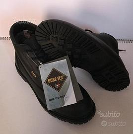 Scarponcini gore-tex numeri 39 e 43