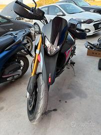 Aprilia dorsoduro