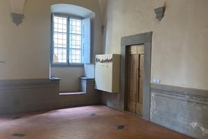 Fondo di pregio per uffici e/o negozio