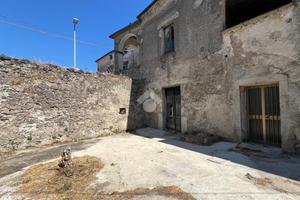 CASA DI CORTE A BARONISSI
