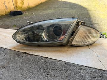 Faro sinistro Hyundai coupe