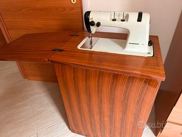 Macchina da cucire Salmoiraghi 11 A