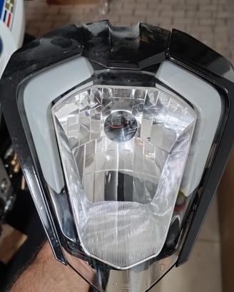 Fanale anteriore ktm duke 200 / 250 