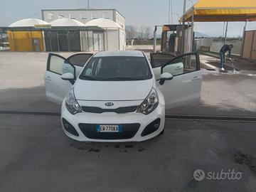 kia rio 1.4 diesel  perfetta