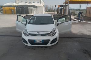 kia rio 1.4 diesel  perfetta