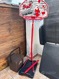 Canestro basket