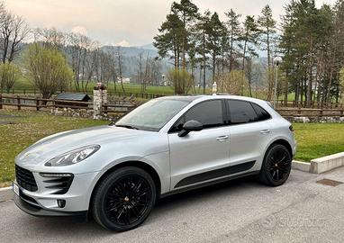 PORSCHE MACAN S