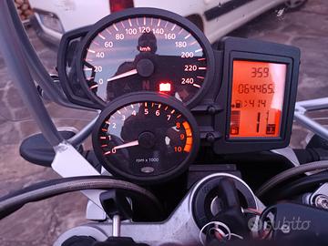 BMW R1200R