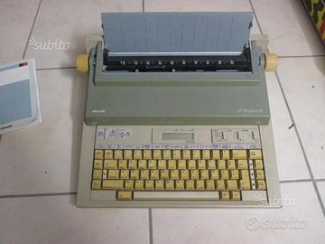 Macchina da scrivere Olivetti