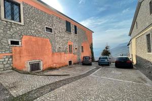 Casa Semi di pendente con vista panoramica 