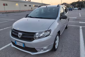 Dacia Logan  1.2 gpl  km 193.000 Neopatentati 