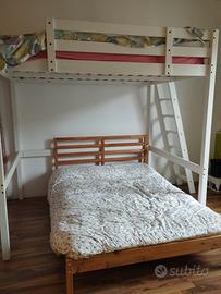 Letto a soppalco e letto matrimoniale IKEA