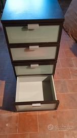 Due cassettiere impilabili