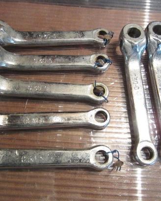 Bianchi piccole strane pedivelle pedali