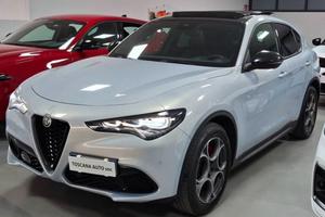 Alfa Stelvio 210 CV Q4 Sprint tetto panoramico ful