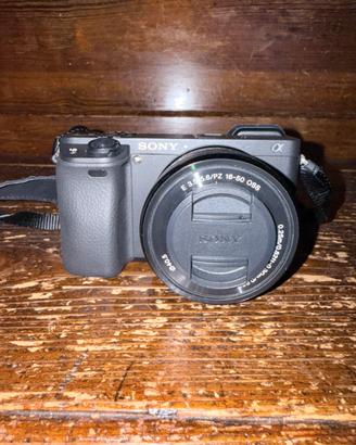Sony alpha 6400 mirrorless  APS-C