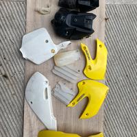 Plastiche suzuki RM 65