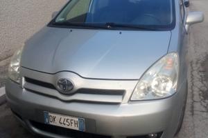 Toyota Corolla Verso 2.2 180 CV Diesel