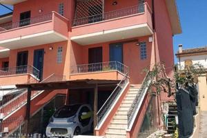 Tavullia,VILLETTA A SCHIERA DI TESTA. Ampio scoper