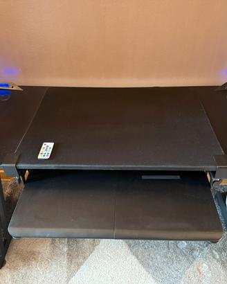 Scrivania completa gaming led vassoio tappetino