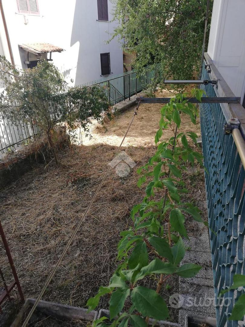 3 LOCALI A OLEVANO ROMANO - Vista 5