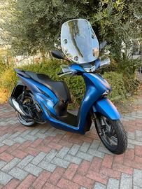 HONDA SH 150 2025 900km keyless UNICOPROPRIETARIO