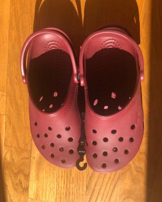 CROCS sabot mai indossate provenienti da stock