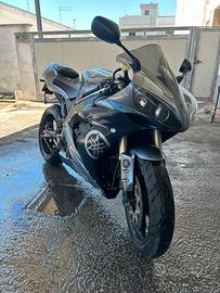 Yamaha R1 2006