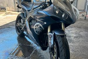 Yamaha R1 2006