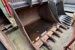 BENNA SCAVO x ESCAVATORE 300 Q.LI