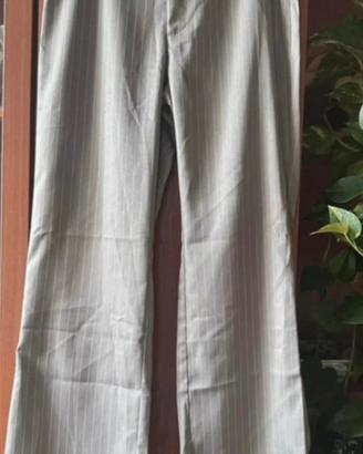 Pantaloni a righine vita alta