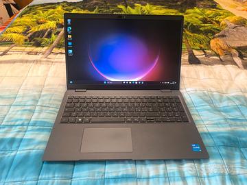 Dell latitude 3540,i5-13gen,500/16gb,15.6”  touch