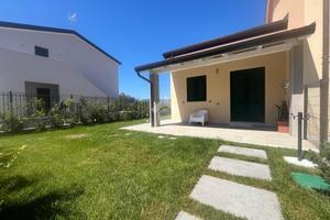 CASA SEMINDIPENDENTE A AMEGLIA