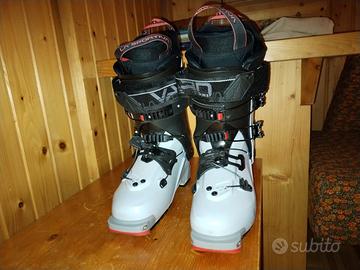 Scarponi scialpinismo donna nuovissimi