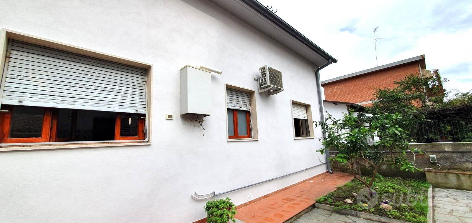 Casa – Follonica, Grosseto - Vista 3