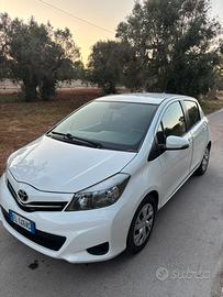 Toyota yaris 1.4 diesel 5 porte