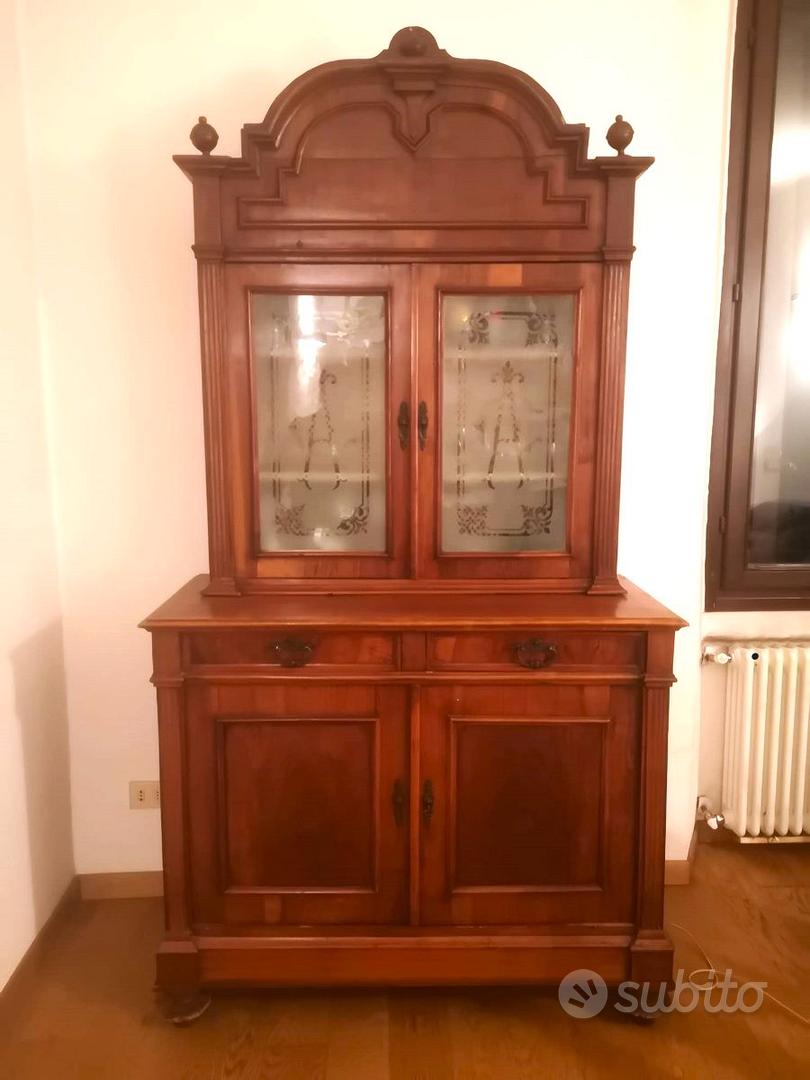 Credenza antica fine 800 primi del 900 Arredamento e Casalinghi In