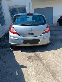 AUTO OPEL CORSA