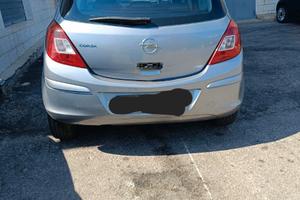 AUTO OPEL CORSA